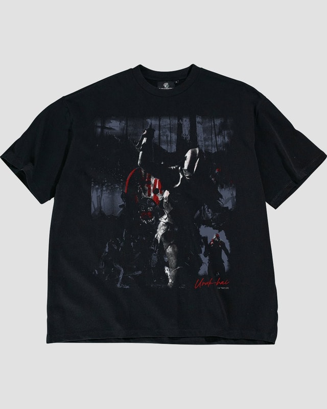 Uruk-hai Oversized Graphic Tee - Lord of the Rings Official Unisex 100% Combed Cotton