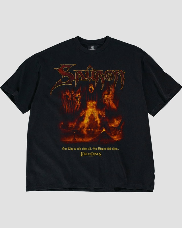 Dark Lord Sauron Oversized T-Shirt - Lord of the Rings Graphic Tee Unisex Black