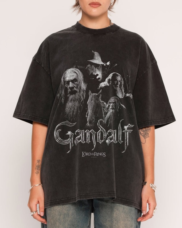 Gandalf the Grey Oversized T-Shirt - Lord of the Rings Graphic Tee Unisex 100% Combed Cotton
